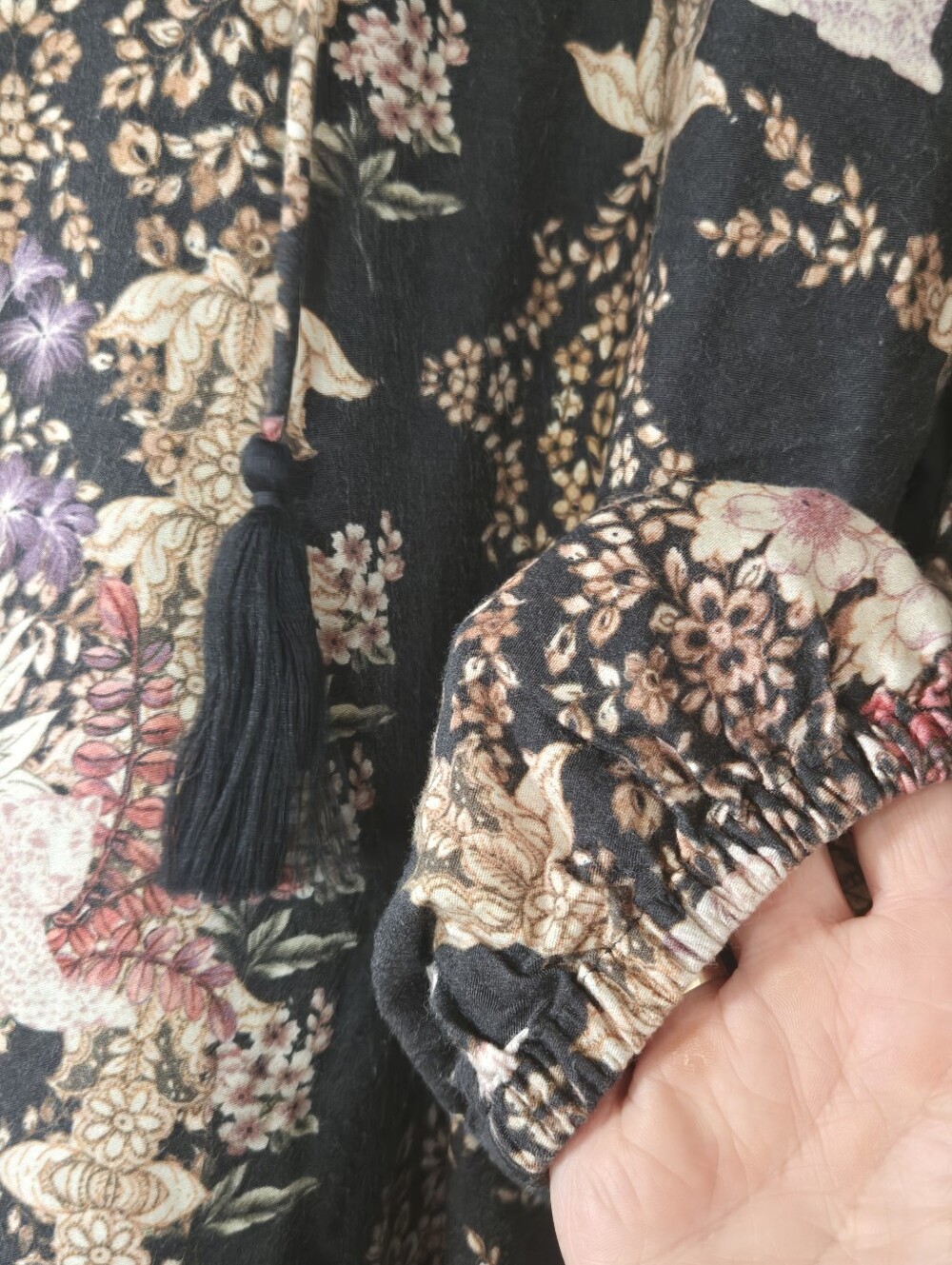 Cream | Floral Boho High-Low Tunic Blouse with Tassels, Size 38 - Picture 9 of 10